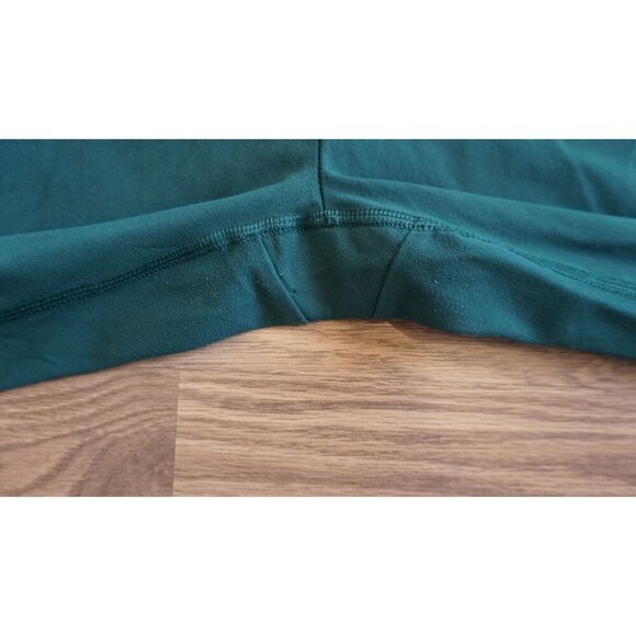 PINK Victoria's Secret Ultimate Legging Green / Black Ankle Length - Size M - Picture 7 of 16